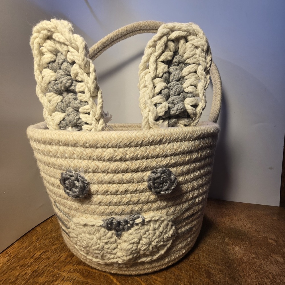 Woven Braided Rope Easter‎ Bunny Rabbit Basket 8" Diam 5.75" H